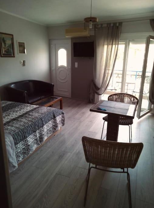 קאבאלה Minimal & Cozy Στουντιο Με Δωρεαν Χωρο Σταθμευσησ מראה חיצוני תמונה